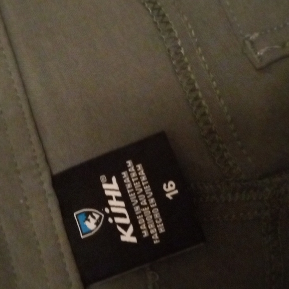 Woman's Kuhl short pants - Picture 4 of 8